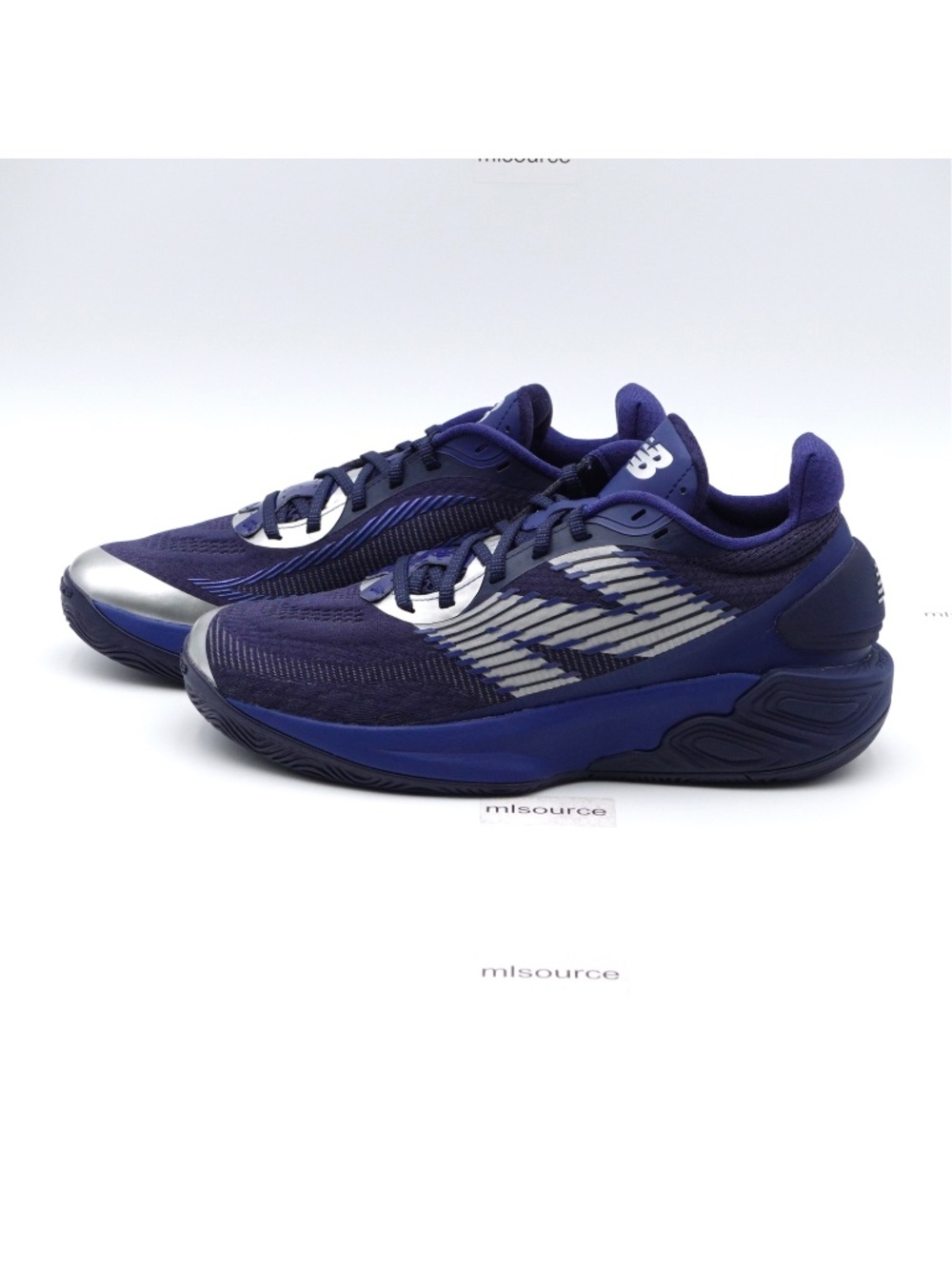 NEW Size 11.5 Men's New Balance TWO WXY V5 Basketball Shoes BB2WYNV5 Team Navy
